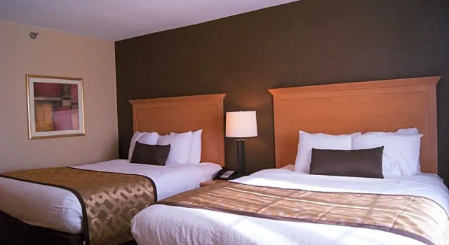 Двухместный люкс с 2 комнатами Best Western Locust Grove Inn & Suites