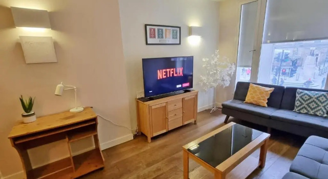 Апартаменты c 1 комнатой London City Apartments