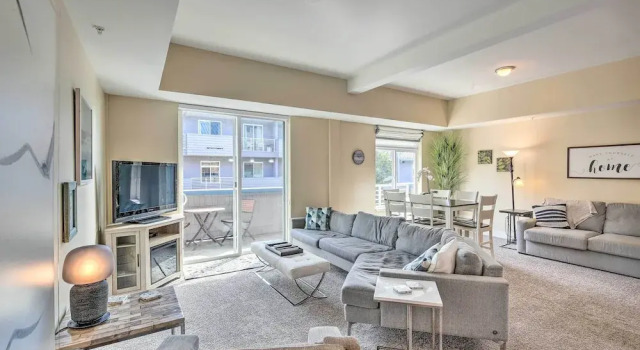Grand Haven Condo w/ Patio < 1 Mi to Downtown, Varaa Huoneisto Grand Haven Michigan