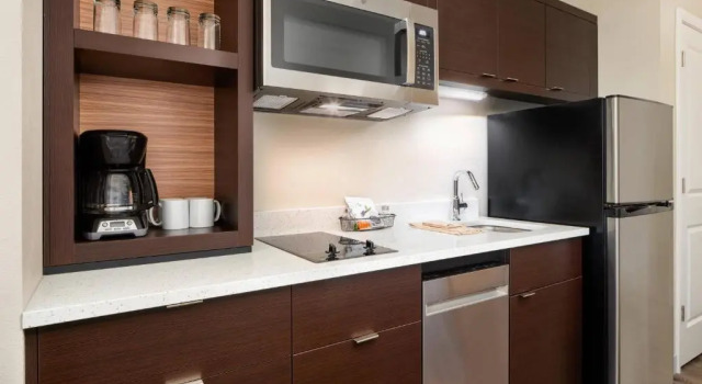 Четырёхместная студия TownePlace Suites by Marriott Leesburg