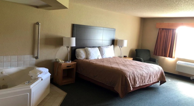 Двухместный люкс Boarders Inn & Suites by Cobblestone Hotels - Fayette