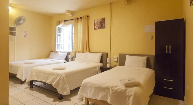 Семейный номер Standard Lion Backpackers
