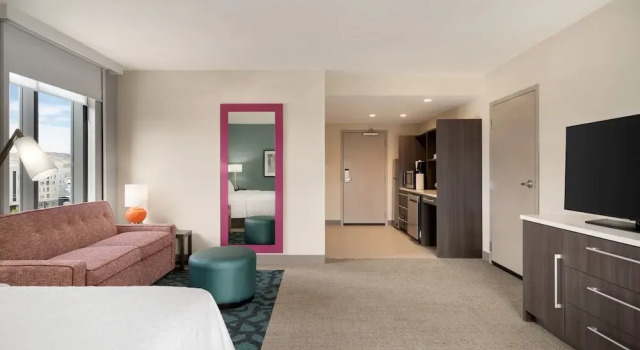 Двухместная студия-люкс Accessible Home2 Suites By Hilton Woodland Hills Los Angeles