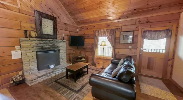 Priscilla Heights Lane Cabin 3301 - 1 Br cabin by RedAwning