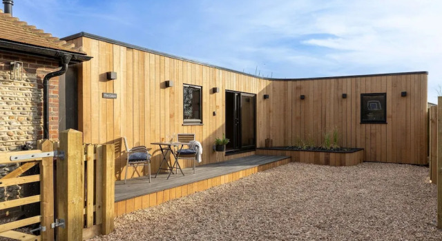 Люкс Modern 2-bed Cabin Near West Wittering Beach