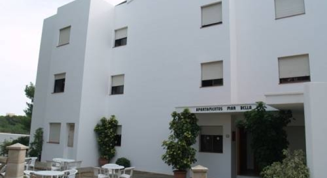 Apartamentos Mar Bella, Book Apartment Hotels in Ibiza with a Pool, Swimming Pool
