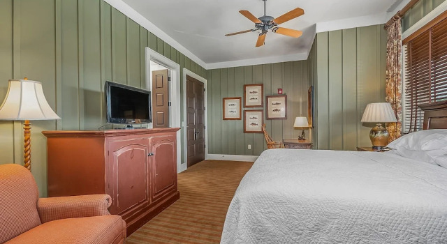 Двухместный номер Standard c 1 комнатой Bright's Creek Lodge