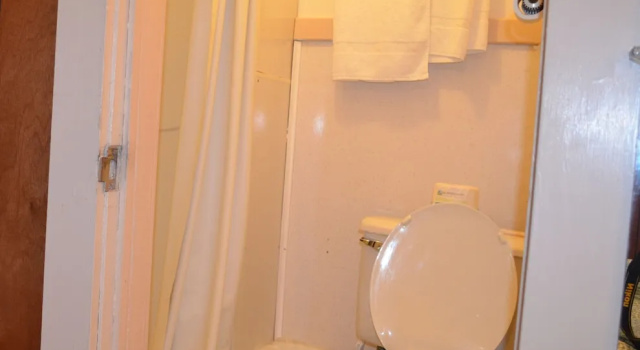 Двухместный номер Standard c 1 комнатой с частичным видом Chamber Lane Motel