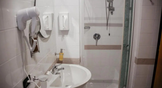 Полулюкс Hotel Ristorante Sensole