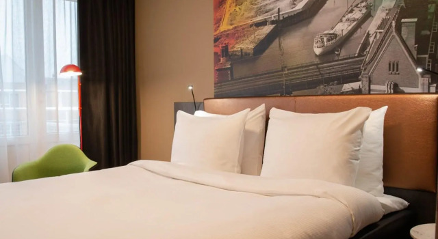 Двухместный номер Standard с балконом Leonardo Hotel Rotterdam Savoy