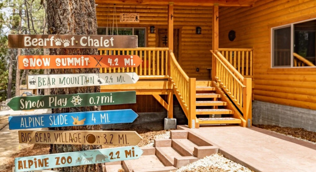 28 - Bearfoot Chalet 3 Bedroom Home by Redawning