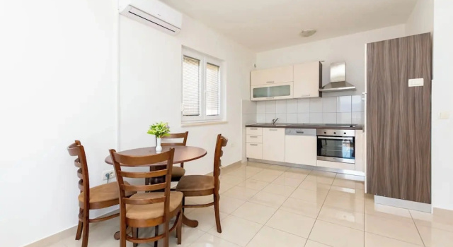 Апартаменты с балконом Apartments Danijela