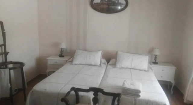 Коттедж Casa Rural la Quinteria de Sancho piscina para tres apartamentos