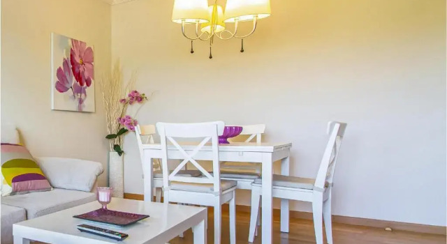 Nice apartment in Santa Pola with 2 Bedrooms, WiFi and Outdoor swimming pool, Забронировать Апартаменты/квартира Отели Санта Полы с парковкой, рядом с Музей соли в городе Санта-Пола, Парковка