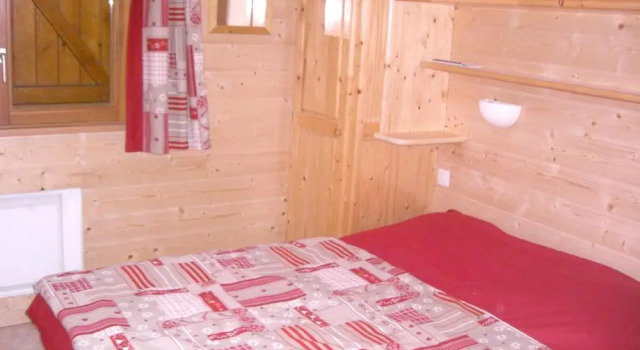 Chalet With 5 Bedrooms In La Bresse With Furnished Terrace And Wifi 9 Km From The Slopes, Забронировать Шале Отели Вогезы с парковкой, Парковка