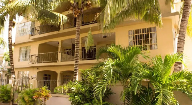 Apartment With one Bedroom in Trou-aux-biches, With Shared Pool, Furnished Terrace and Wifi - 1 km From the Beach