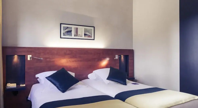 Четырёхместный номер Standard Mercure Maurepas Saint Quentin