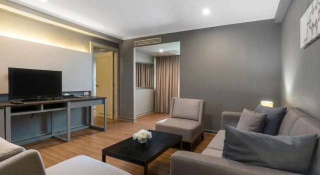 Одноместный полулюкс SC Park Hotel