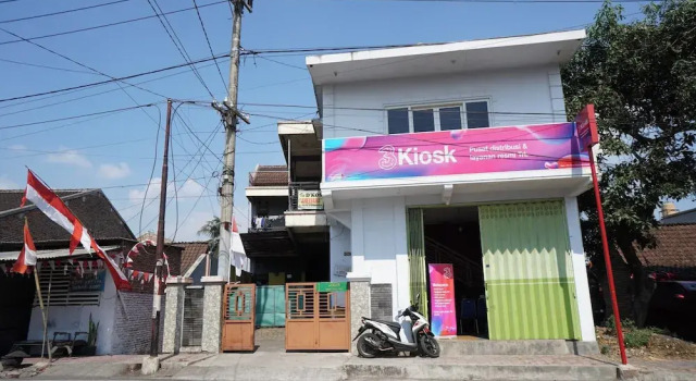 OYO Life 93038 Kost Putra Malilah