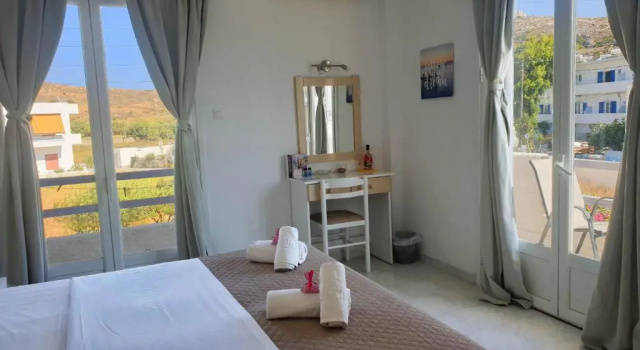 Номер Deluxe Syros Holidays