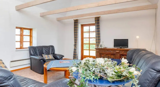 8 Person Holiday Home in Hadsund, Rezervasyon Tatil Evi Vestjylland otoparklı oteller, Otopark