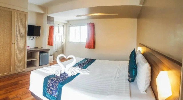 Полулюкс с балконом и с видом на море Eastiny Inn Hotel