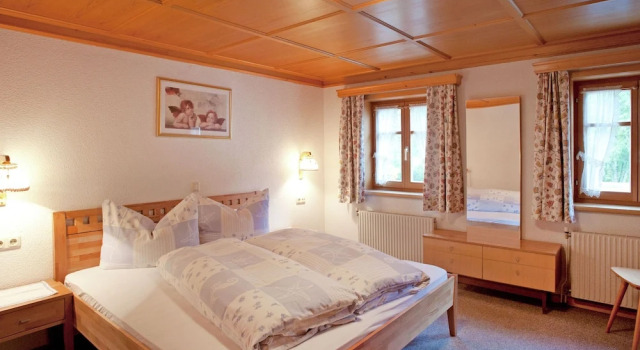 Cozy Apartment with Sauna near Ski Area in Silbertal, Prenota Appartamento Silbertal Montafon