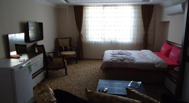 La Fontaine Guzelyali Hotel, Varaa Hotelli Hotellit Marmara-alue pysäköinnillä, Pysäköinti