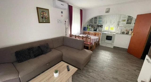 Апартаменты Apartmani Mirela