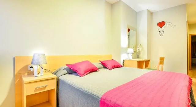 Hotel Viñas 17, Rezervați Hotel Teruel Teruel, aproape de Dinopolis