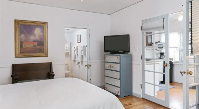 Belle Caruso - Beautiful Boutique, Walk To Beach 1 Bedroom Hotel Room