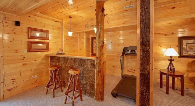 Affordable Cozy Cabin with Firepit Gameroom, Забронировать Отель Отели и гостиницы Сион-Гроув, Отель