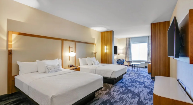 Люкс Fairfield Inn & Suites Bardstown