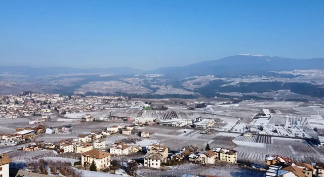 Casa vacanze la SORTIVA Cles, Забронировать Отель Клес Val di Non