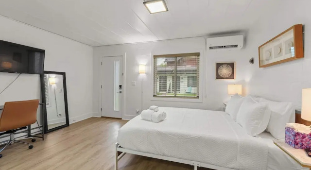 Chic City Retreat 93J - For 2!, Buchen Sie Ferienwohnung Columbus Ohio