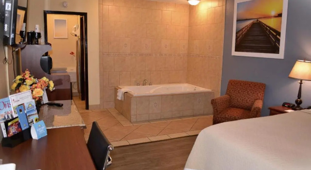 Люкс Days Inn by Wyndham Jacksonville NC
