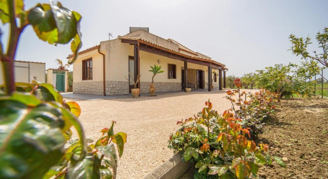 Beautiful Home in Menfi With Wifi and 3 Bedrooms, Réserver Hôtel Menfi Sicile