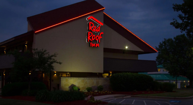 Red Roof Inn Aberdeen, Rezerwuj Hotel Hotele w Maryland z parkingiem, Parking