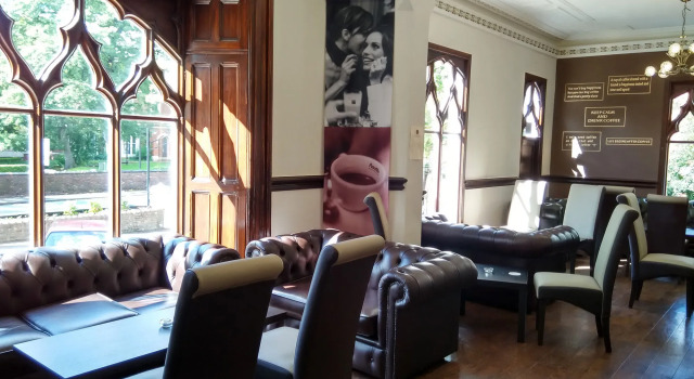 Rampant Lion Hotel, Забронировать Отель Отели Англии с завтраком, Завтраки