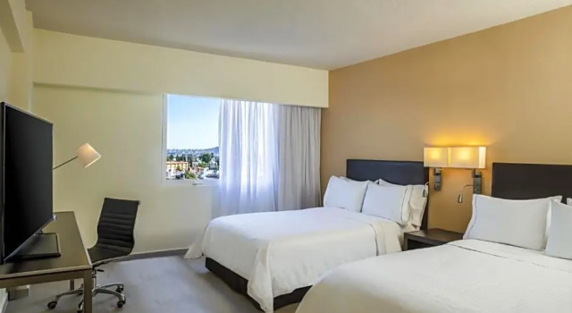 Четырёхместный номер Superior Fiesta Inn Guadalajara Expo