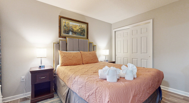 Comfy Condo With Central AC, Wifi, Private Washer/dryer Minutes to Theme Parks, Rezerwuj Apartament Kissimmee Kissimmee