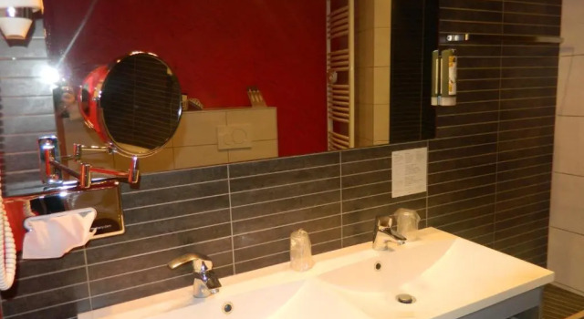 Люкс Comfort LHostellerie du Château