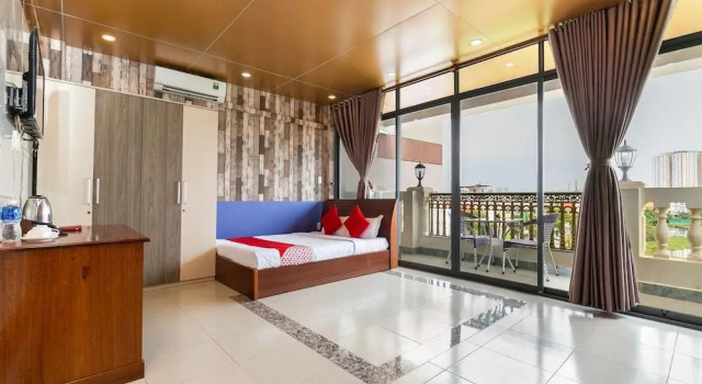 CAMY Hotel Vung Tau, Забронировать Отель Отели Вунгтау с парковкой, рядом с Christ of Vung Tau, Парковка
