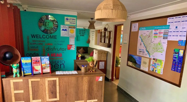 Eco Wasi Backpackers, Забронировать Отель Отели в центре Мирафлореса, в центре, Парковка