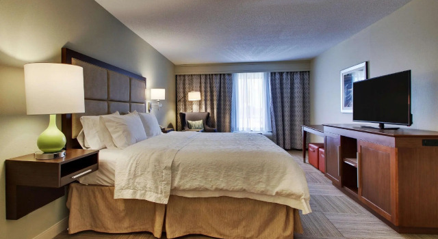 Двухместный люкс c 1 комнатой Hampton Inn Warner Robins