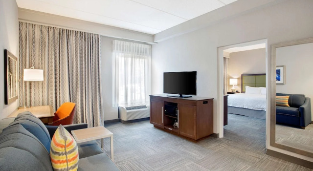 Двухместная Студио Люкс Hampton Inn by Hilton Middletown
