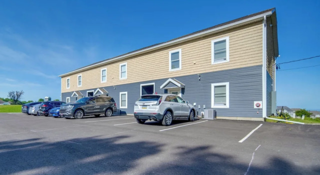 Апартаменты Golf Course View: Centrally Located Condo in Erie