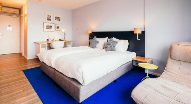 Standard Double room with river view Delta Hotel