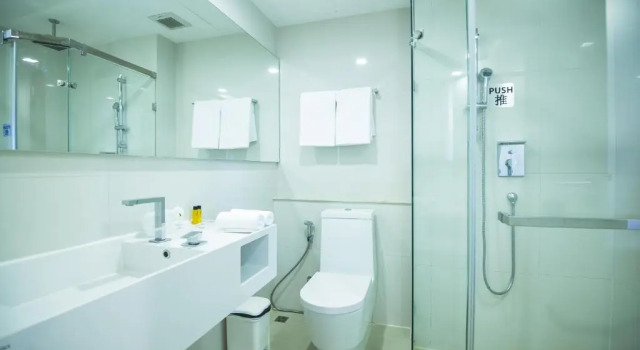 Люкс Marvin Suites Hotel