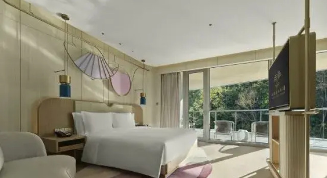 Четырёхместный люкс с видом на сад Xianghu Liberty Manor